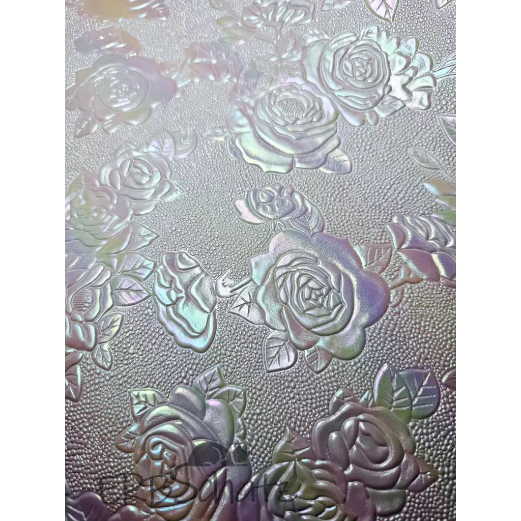 Kunstleder Embossed Shimmer Roses Rollen 30 x 135 cm - White